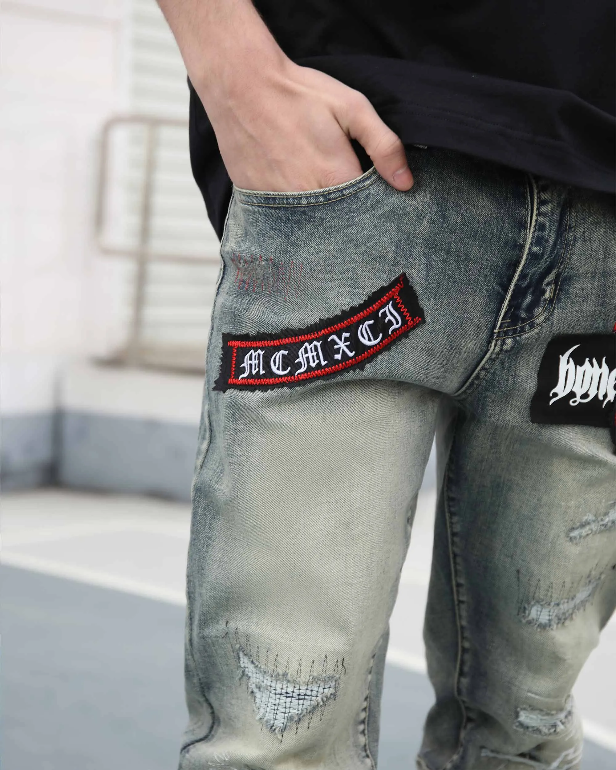 Blue Straight Leg Ripped Jeans with Graphic Print and Personalized Skull Emblem-Mexico Local Delivery