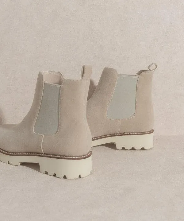 Gianna - Chunky Sole Chelsea Boot