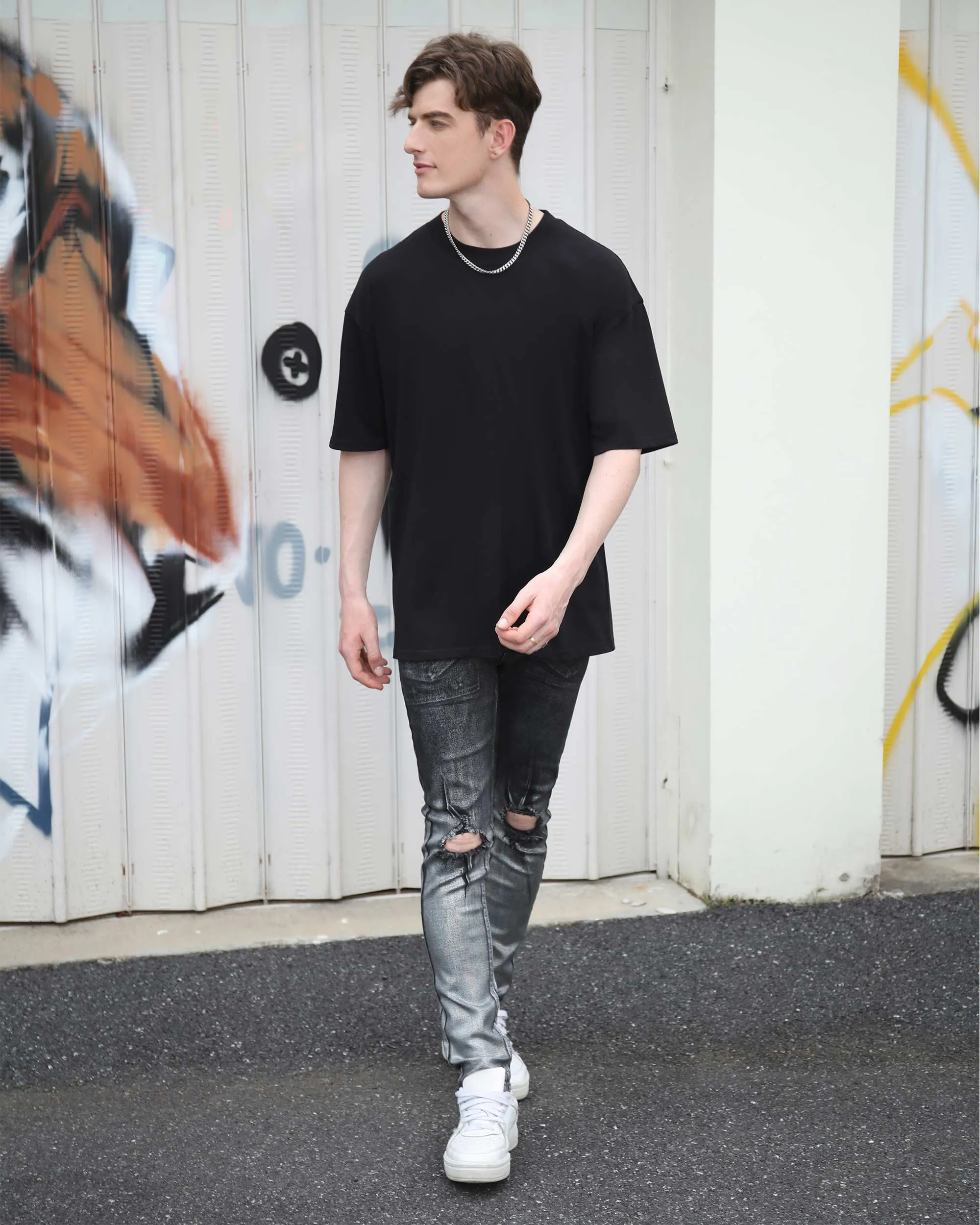 Gradient Shades Black Ripped Jeans with Statement Knee Rips