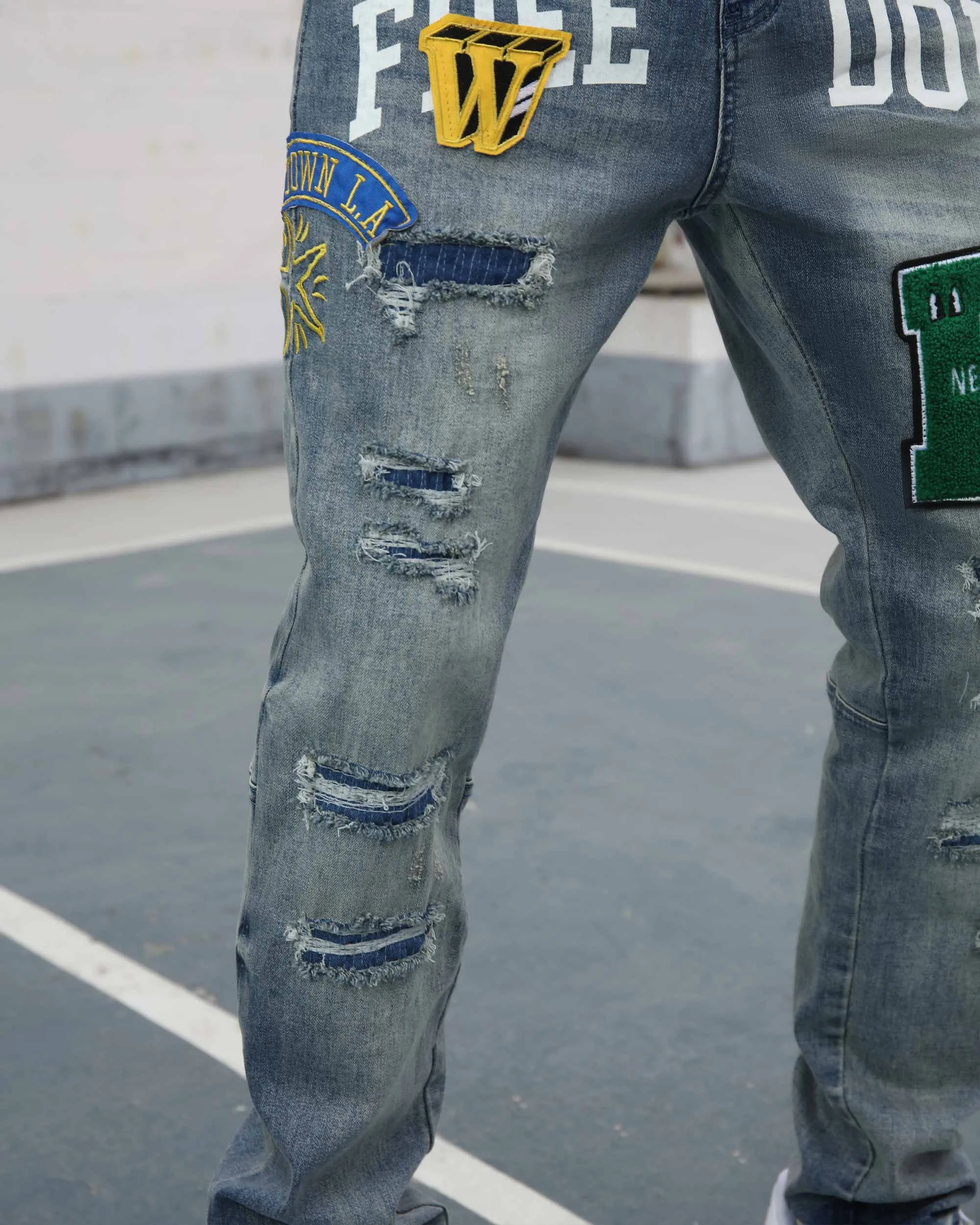 Ripped Blue Washed Edgy Jeans with Patchwork
