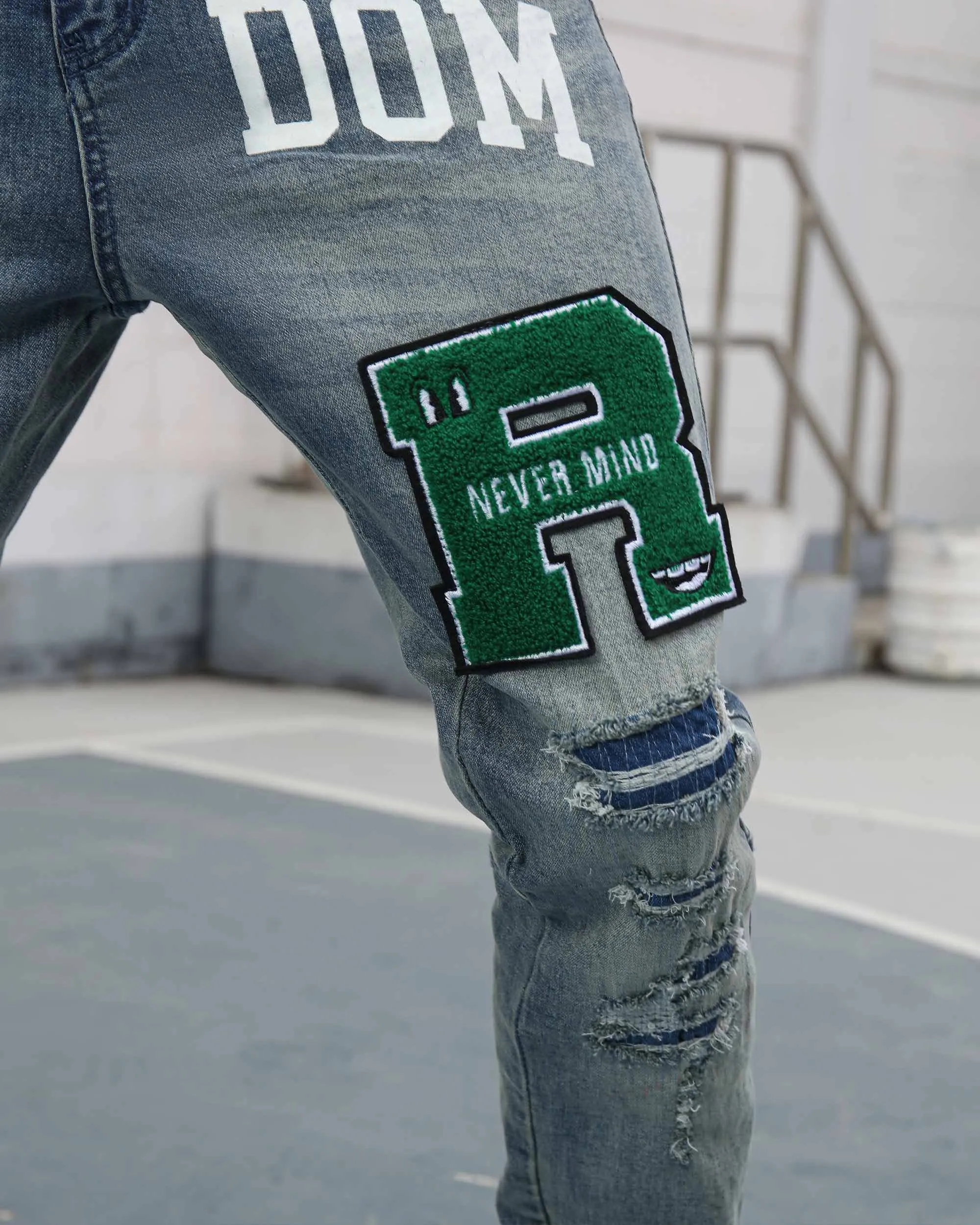 Ripped Blue Washed Edgy Jeans with Patchwork