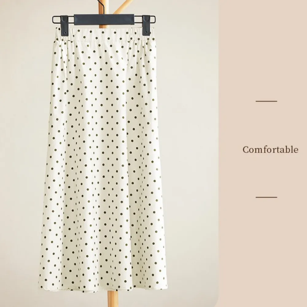 露肩T恤 波点半裙 Shoulder Cut-Out Top & Polka Dot Skirt 2-Piece Set