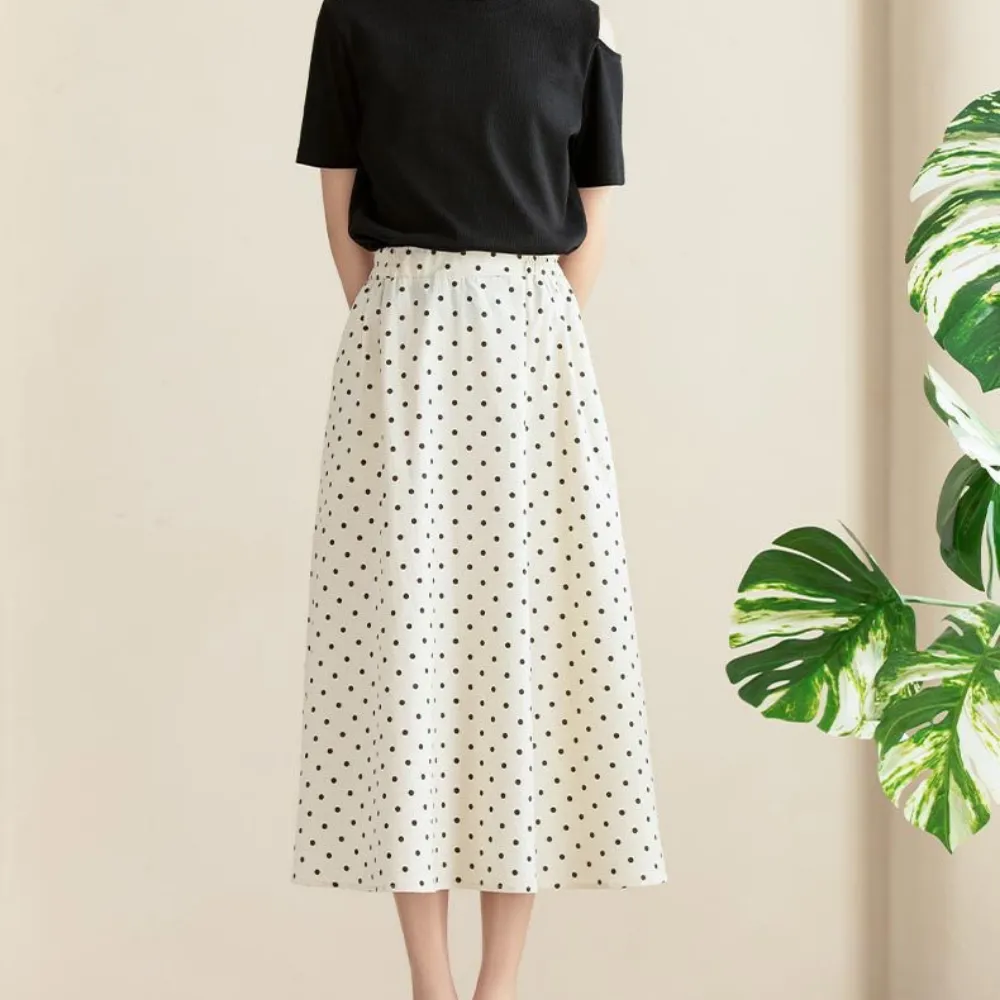 露肩T恤 波点半裙 Shoulder Cut-Out Top & Polka Dot Skirt 2-Piece Set