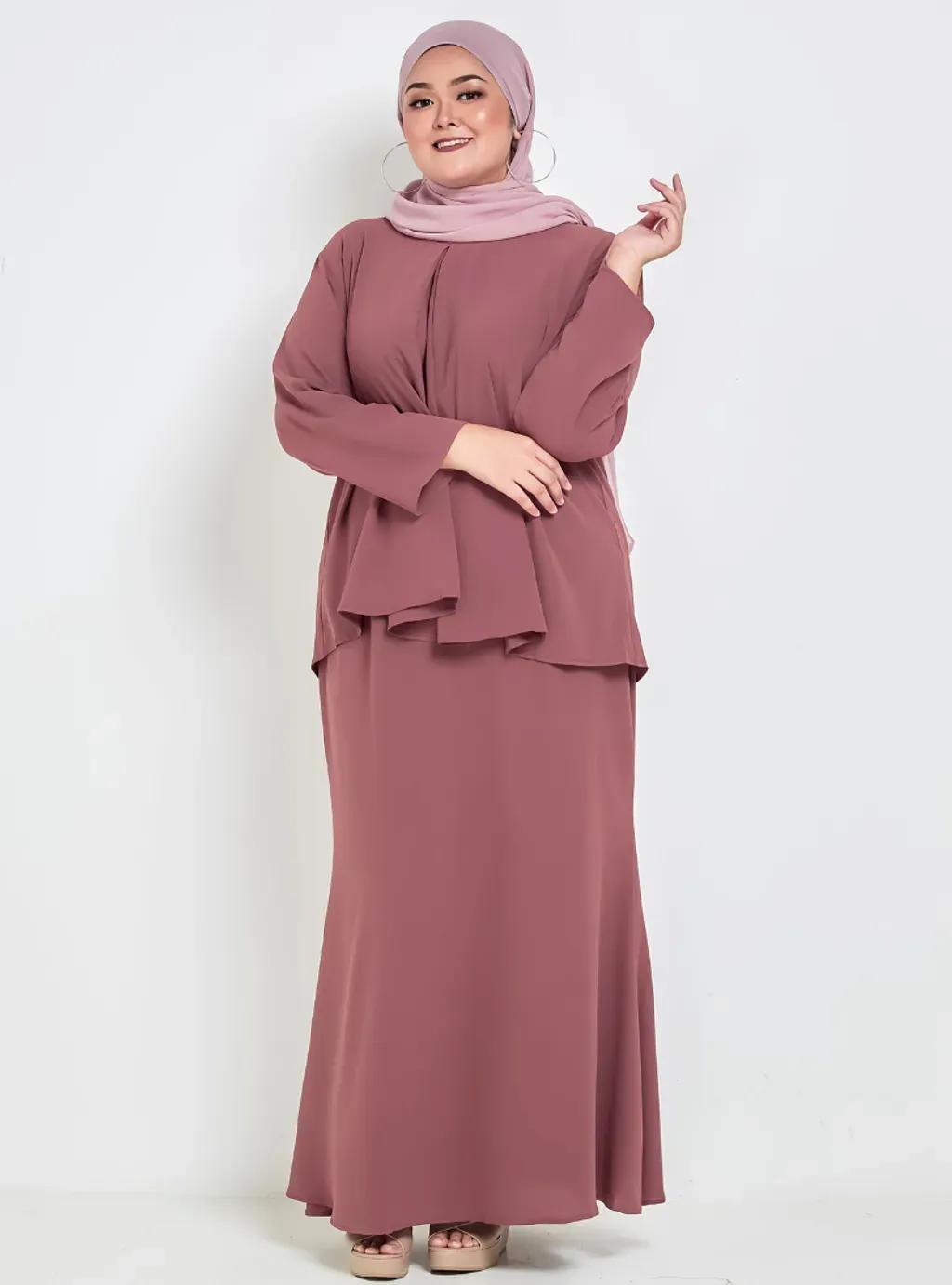 The Minimalist Ms.Seri Kurung
