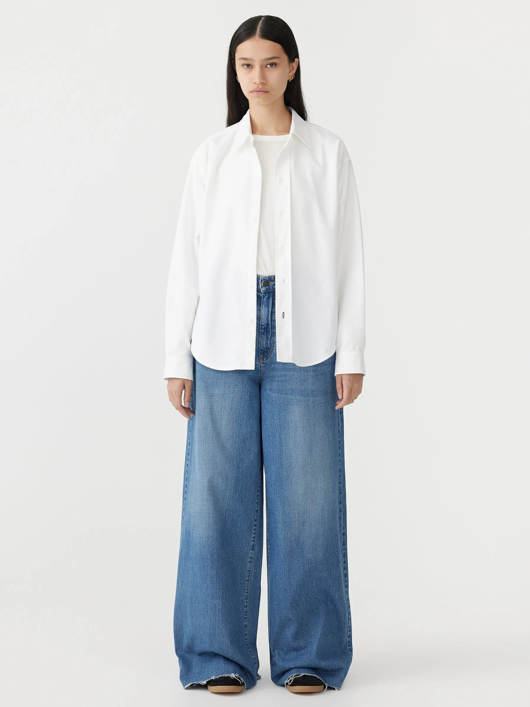 universal oversized shirt