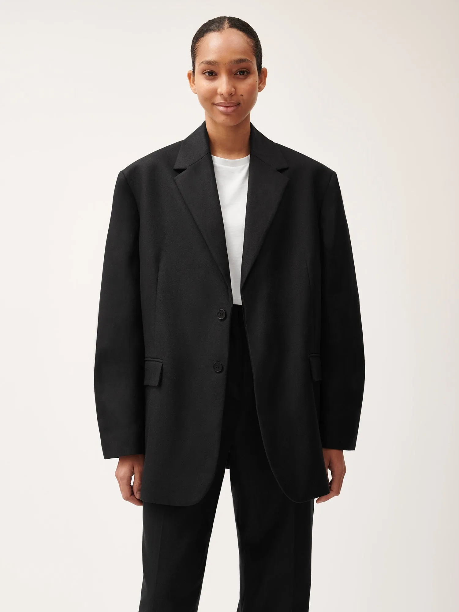 Womens DNA FrutFiber Oversized Blazer—black